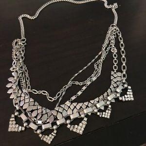 Stella & Dot Silver Sutton Necklace